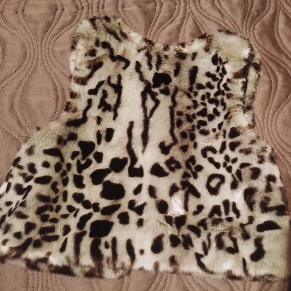Fake fur vest for kids - Picture 2 of 3